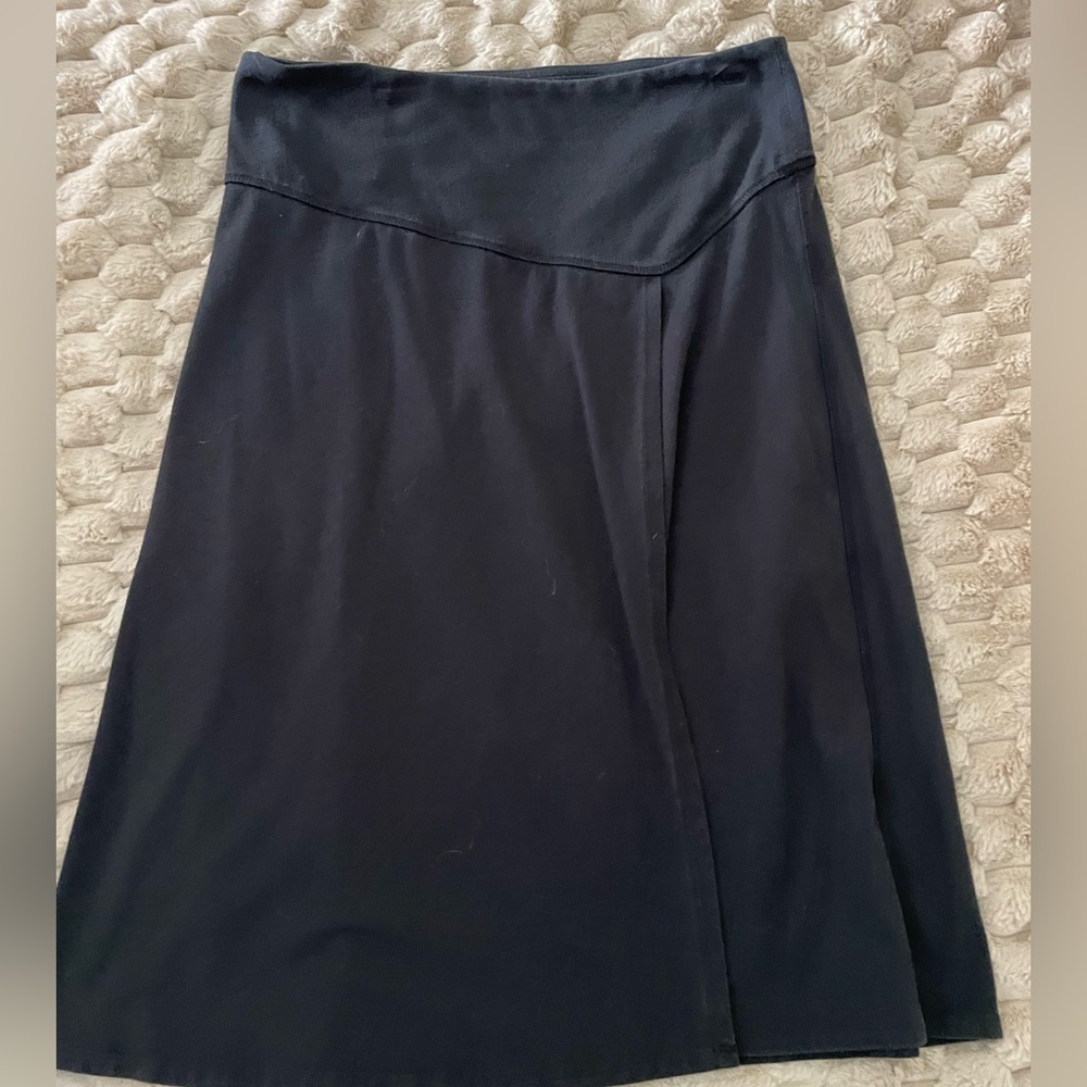 Black skirt